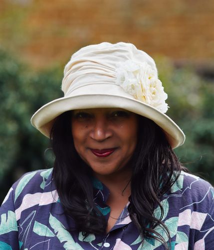 Charity Cream Flower